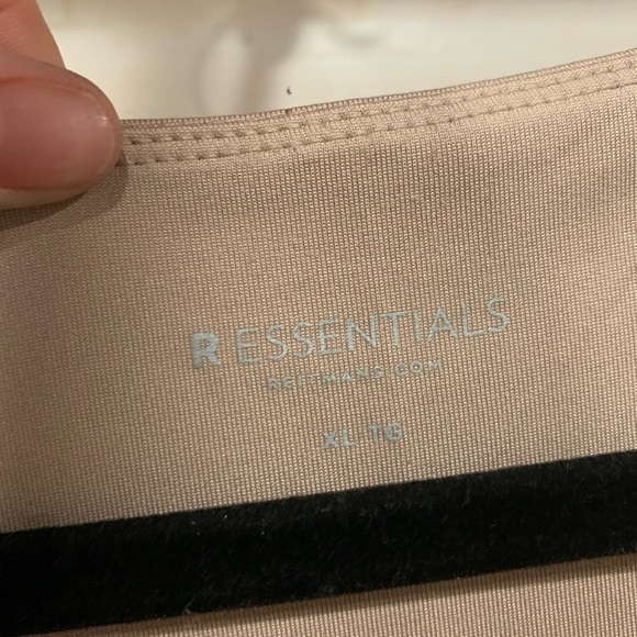 Reitmans | R Essentials Nude Coloured Tank - Picture 3 of 5